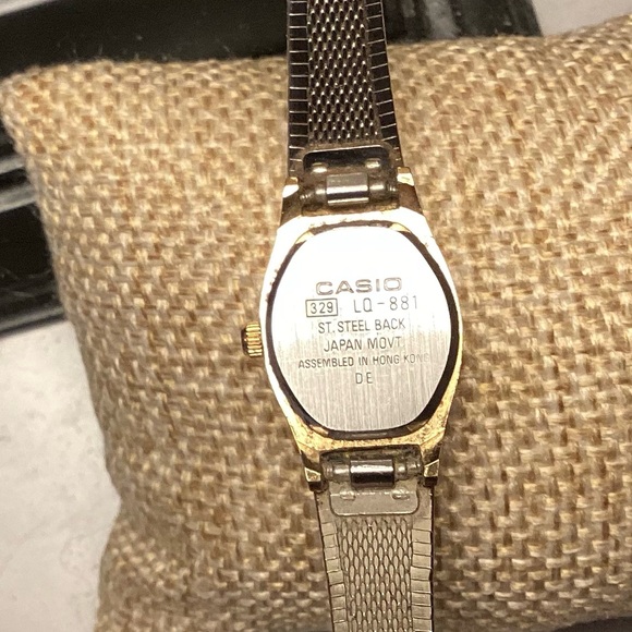 Vintage Gold plated Casio Quartz cir late 70’s early 80’s - Picture 4 of 5